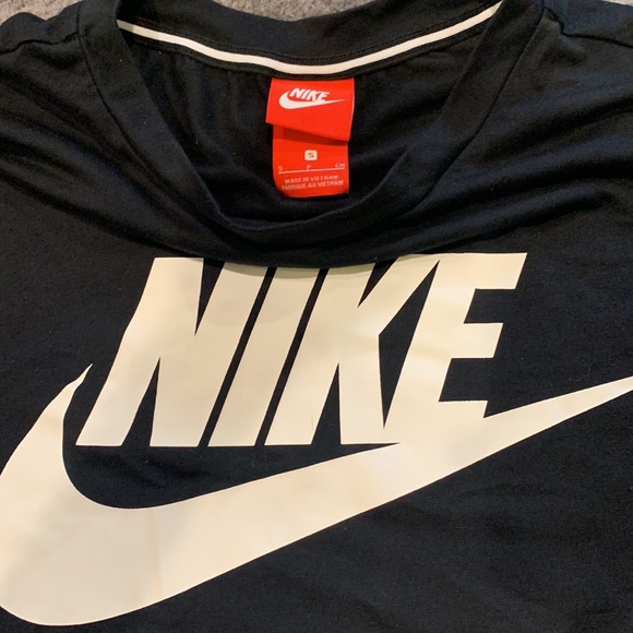 Vintage Nike Logo Crop Top - Picture 2 of 3